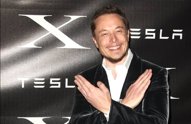 Elon Musk e la X