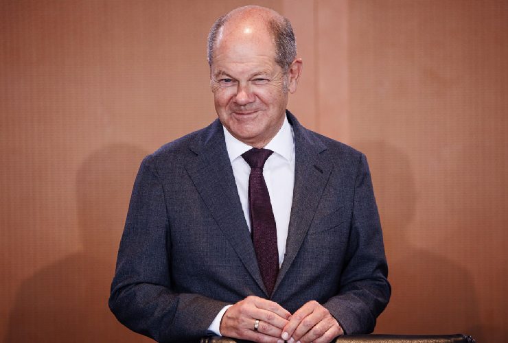 Il cancelliere tedesco Olaf Scholz, il cui governo ha approvato la legalizzazione della cannabis