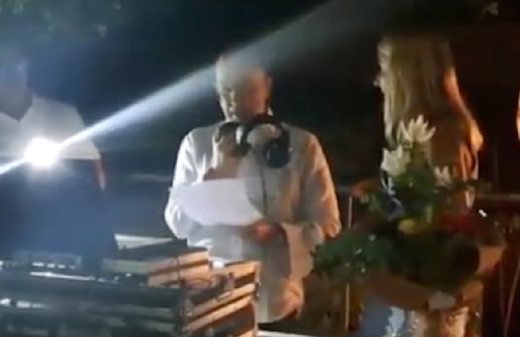 frame video del discorso di Massimiliano Segre a Cristina Seymaldi