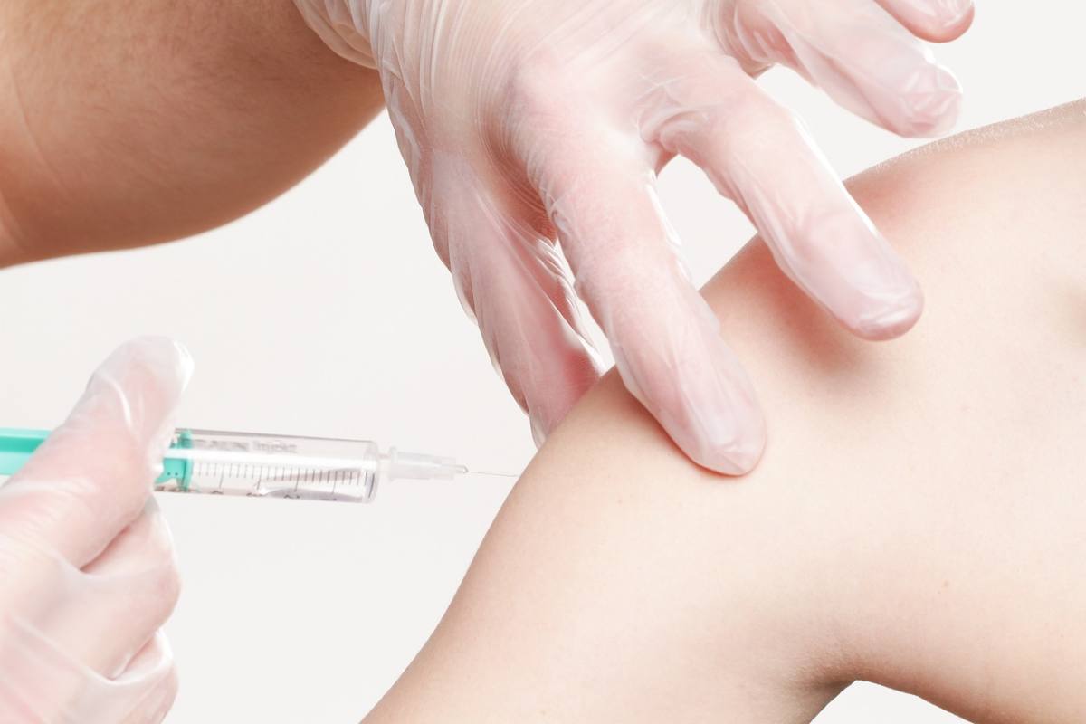 Vaccinazione ad un adulto