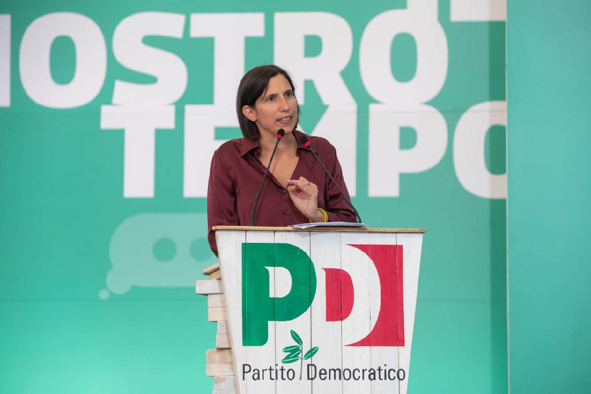 La segretaria del Pd elly Schlein alla Festa dell'Unità di Ravenna