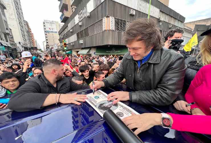 Javier Milei, candidato ultra liberista alle elezioni presidenziali in Argentina