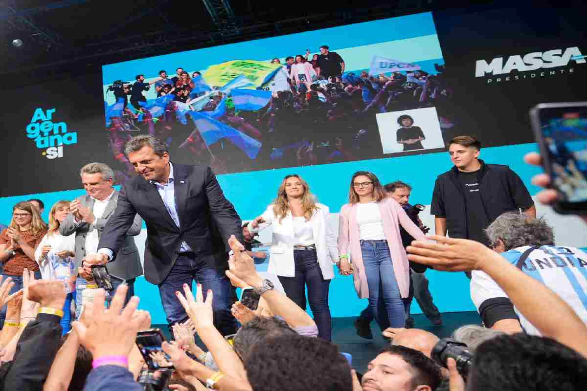 Sergio Massa, candidato peronista alle elezioni presidenziali in Argentina