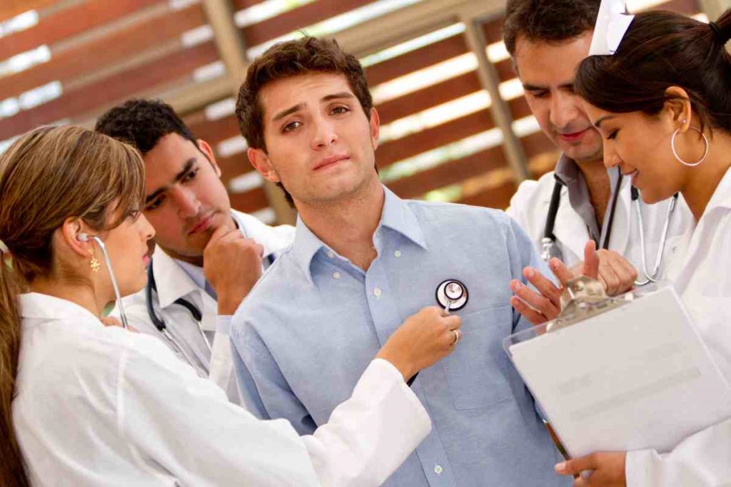 Medici in Europa: l’età avanzata della professione preoccupa il settore sanitario