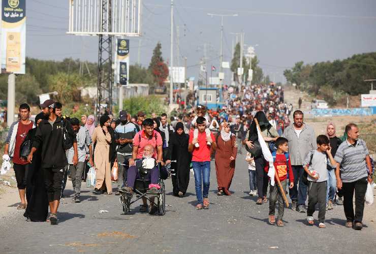 Esodo palestinesi dal nord al sud di Gaza