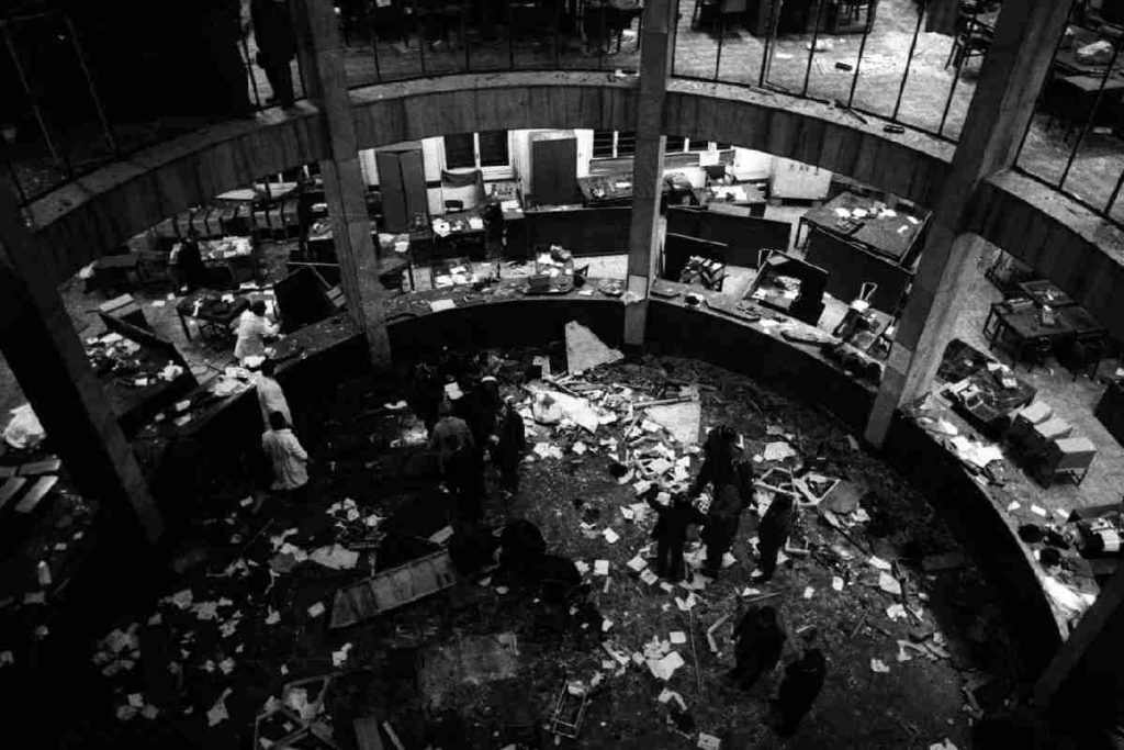 La strage nella Banca nazionale dell'agricoltura in piazza Fontana a Milano