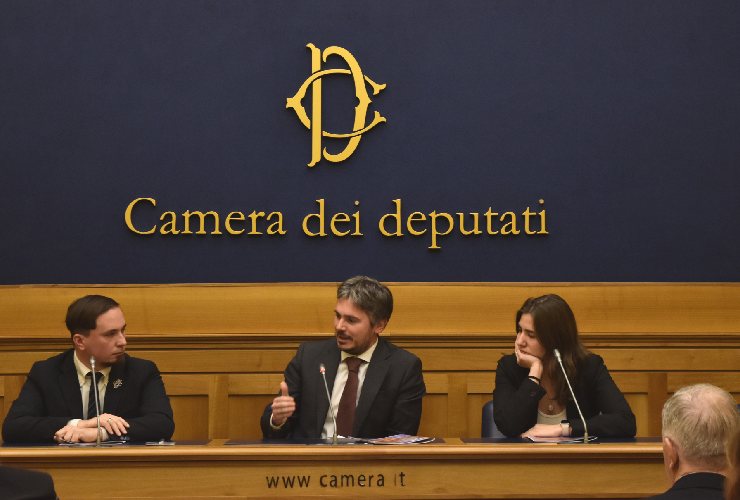 Convegno alla Camera contro l'aborto