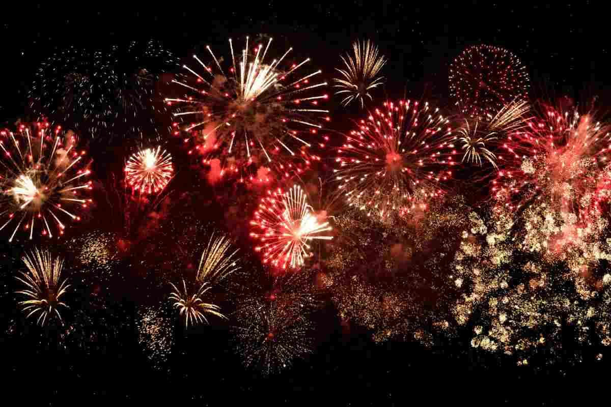 Fuochi d'artificio a Capodanno provocano feriti anche gravi