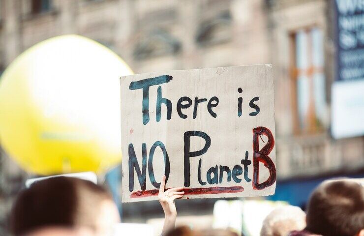 Cartellone There is No Planet B