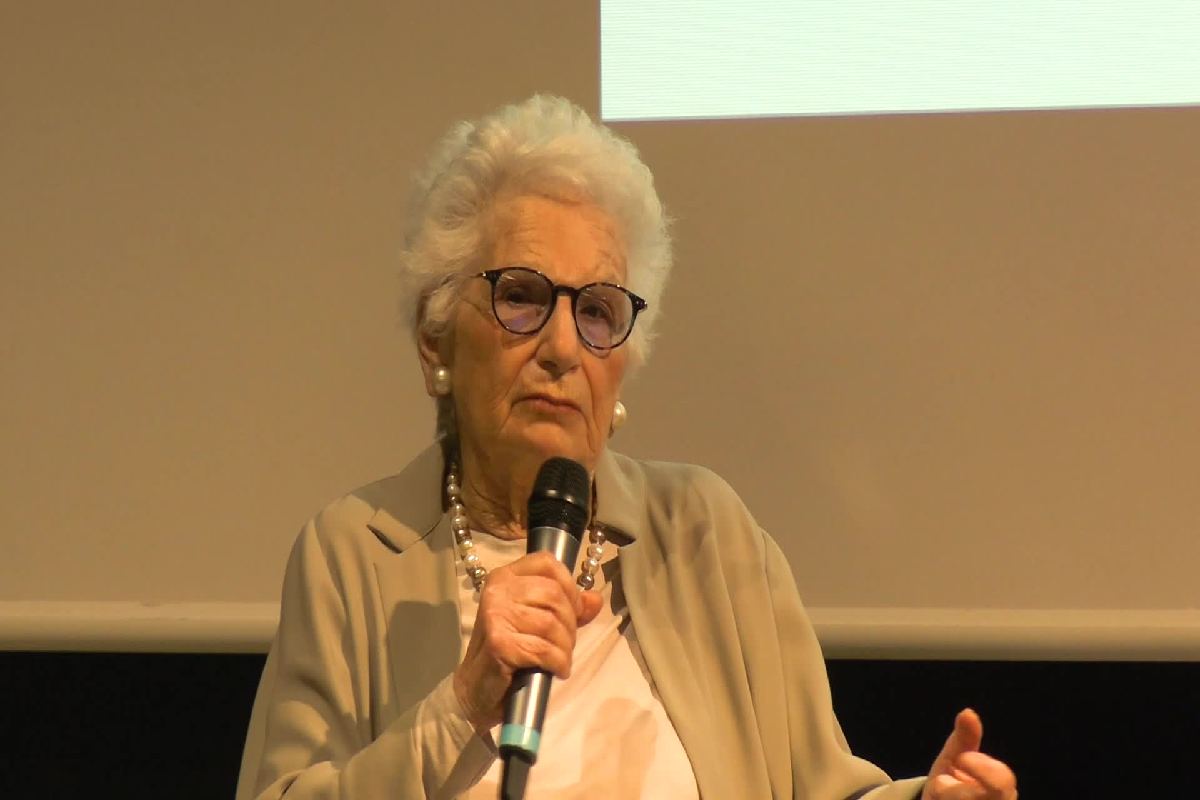 Liliana Segre durante il suo intervento al convegno 'Le vittime dell'odio' al Memoriale della Shoah a Milano