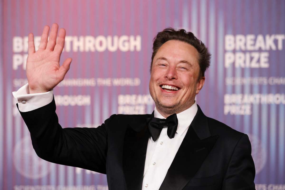 Grok, l'intelligenza artificiale di Elon Musk, arriva in Europa