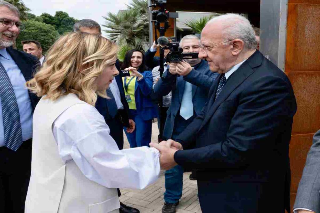 Meloni e De Luca