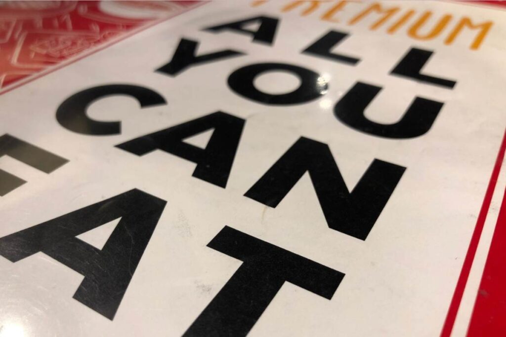 all you can eat buffet cibo avariato