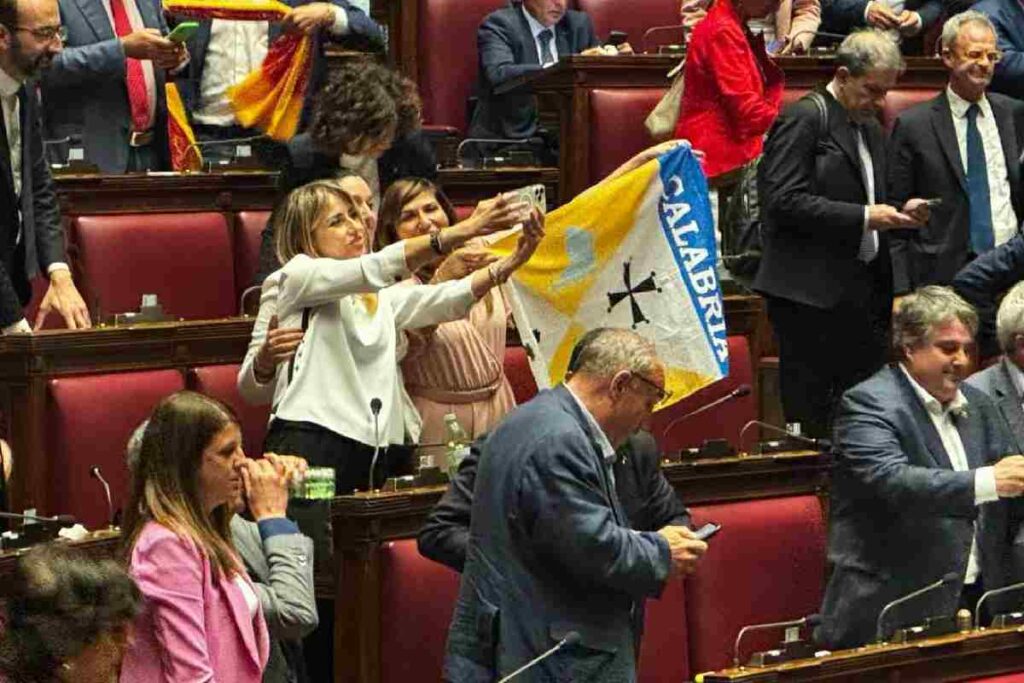 Ok della camera per Autonomia differenziata