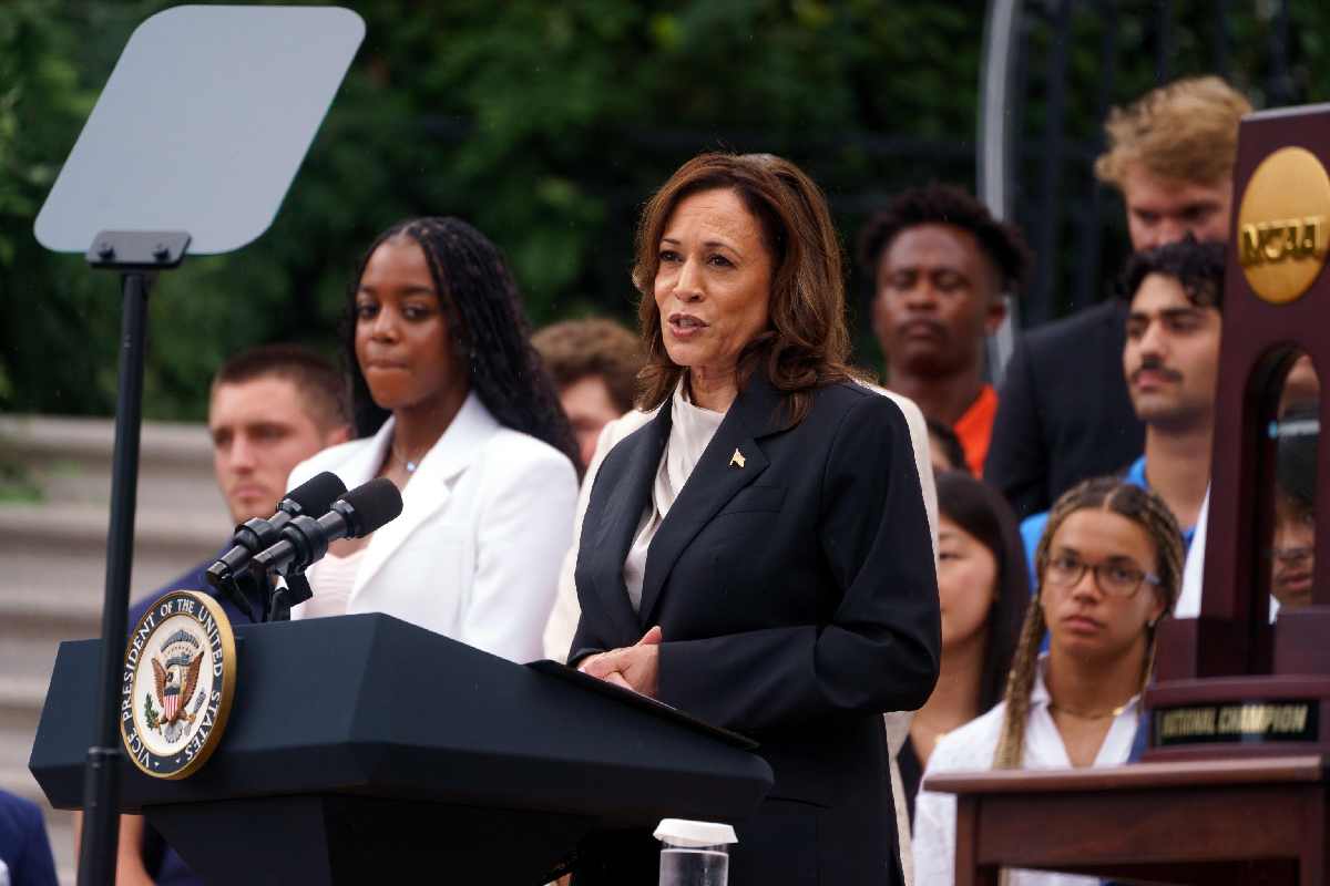 Kamala Harris è candidata ufficialmente alla presidenza USA contro Trump