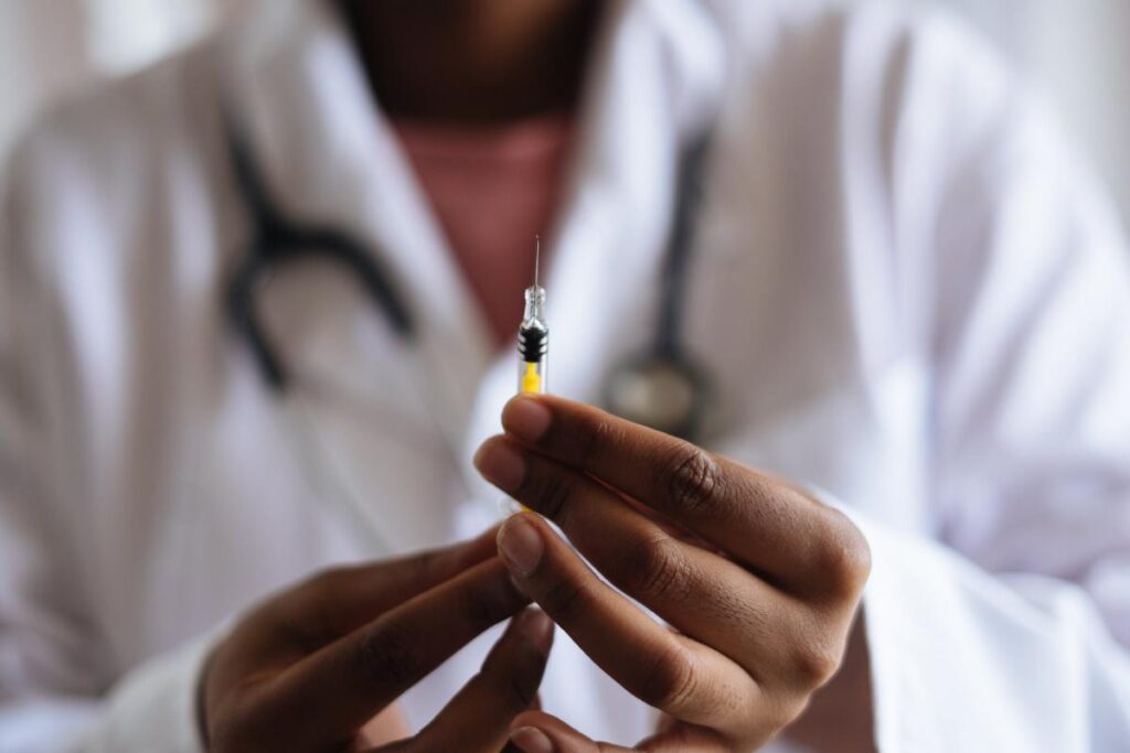 Lega: stop all'obbligo dei vaccini per minori