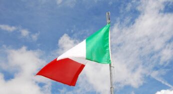 Festa del Tricolore, Mattarella: “Simbolo dei valori della nostra comunità”