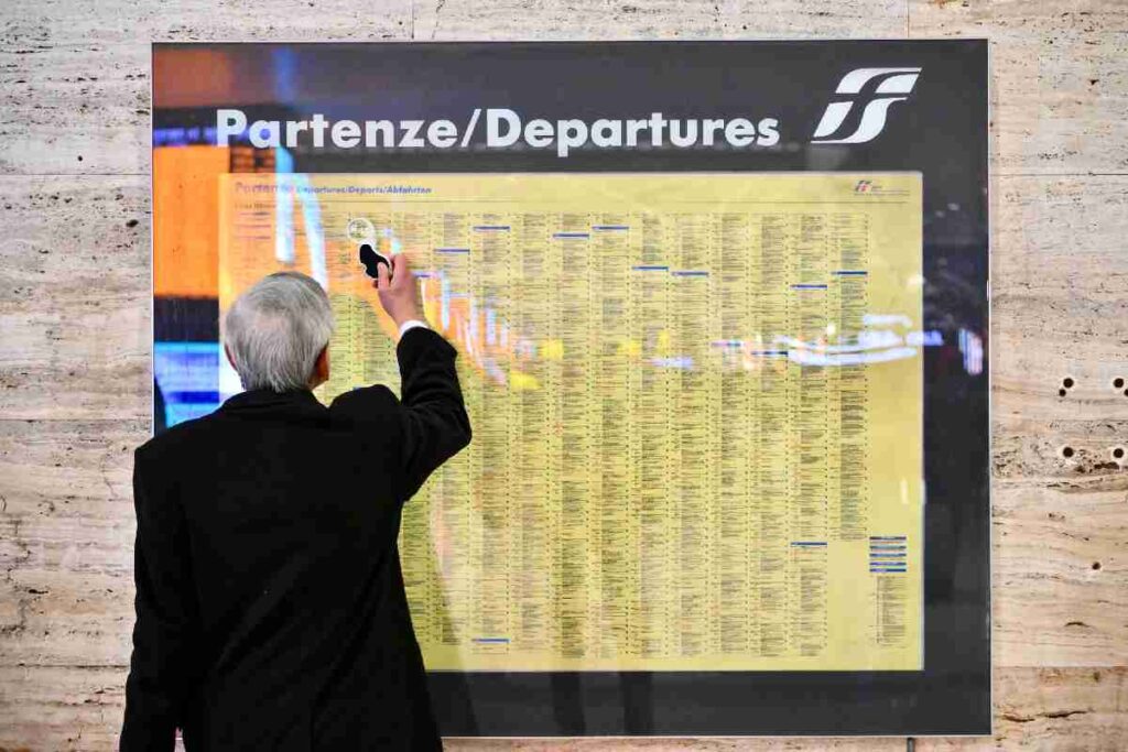 Sciopero dei treni nel weekend: possibili cancellazioni e disagi