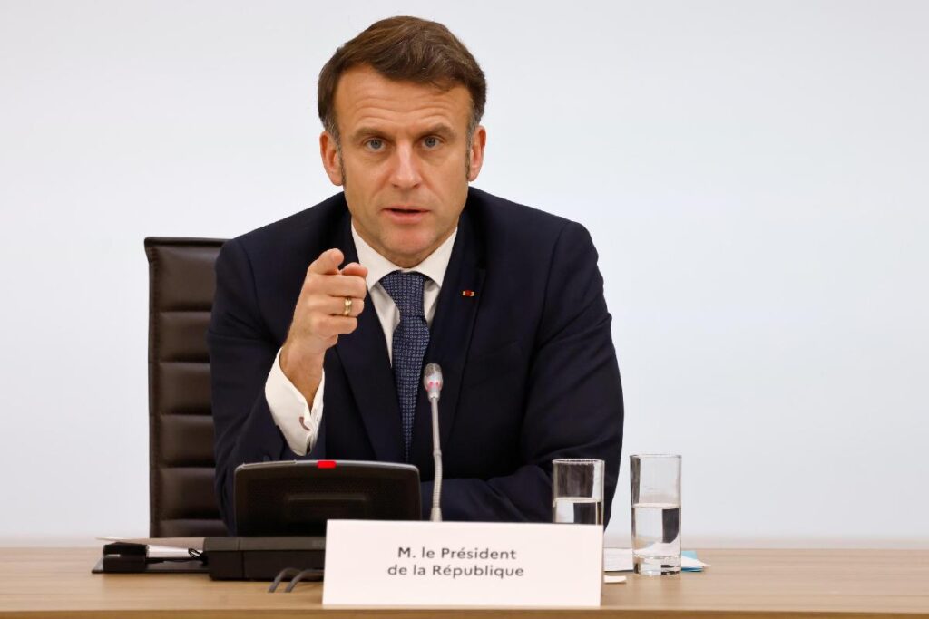 Guerra in Ucraina, il presidente francese Emmanuel Macron