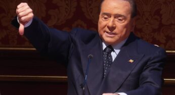 Ucraina, Trump come Berlusconi: nel 2023 il Cavaliere incolpò Zelensky dell’inizio della guerra